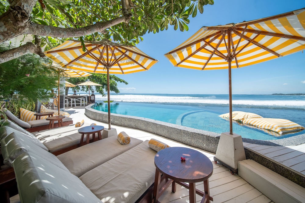 Bombora Medewi Wavelodge 38/66