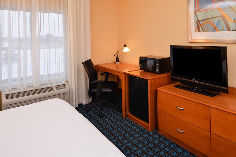 Fairfield Inn Suites Fort Wayne 10/30