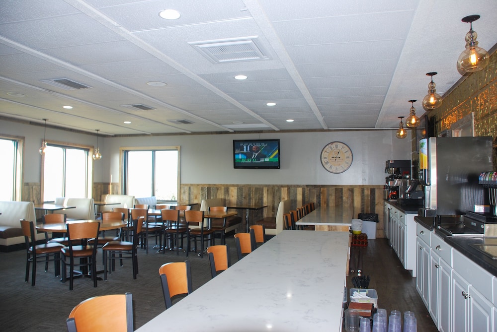 Sunlac Inn 17/24