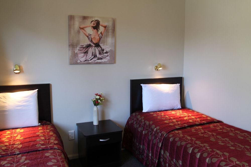 2 BEDROOMS, FAMILY