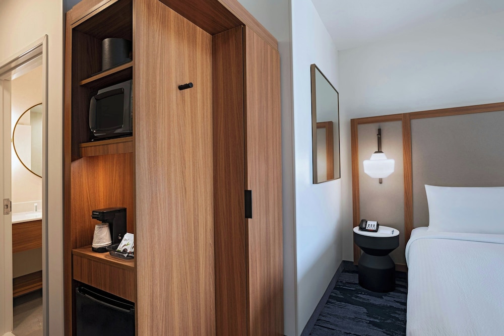 Fairfield Inn & Suites Fort Worth Alliance Airport 5/18
