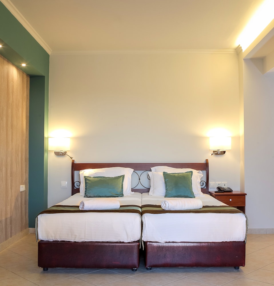 Electra Hotel 14/50