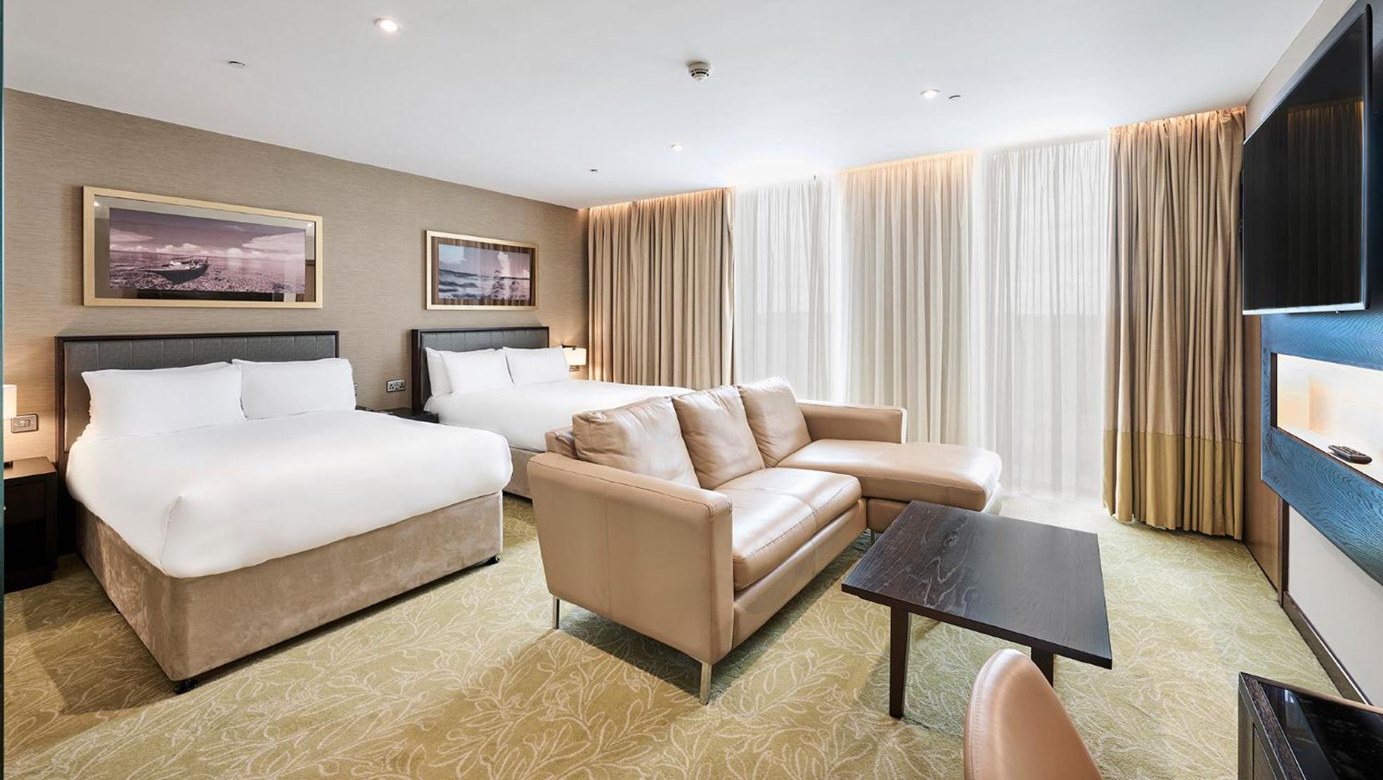 Deluxe, Double Bed