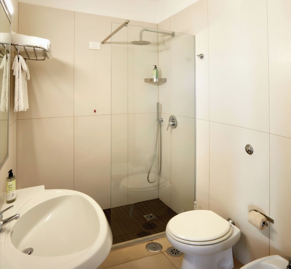 Athena Resort 48/50