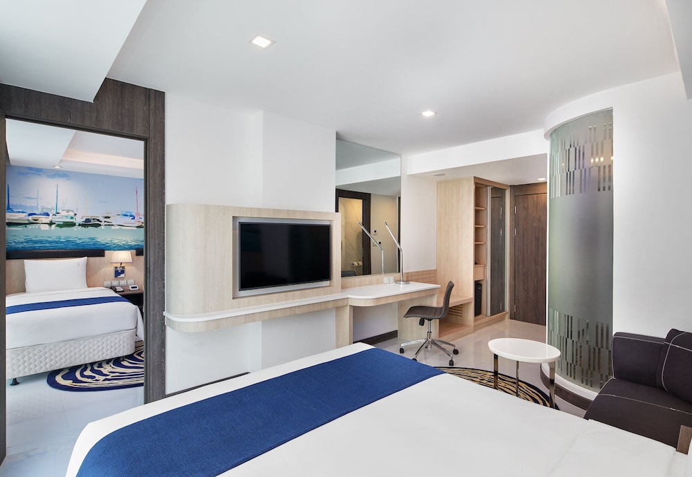 Holiday Inn Express Pattaya Central 23/80