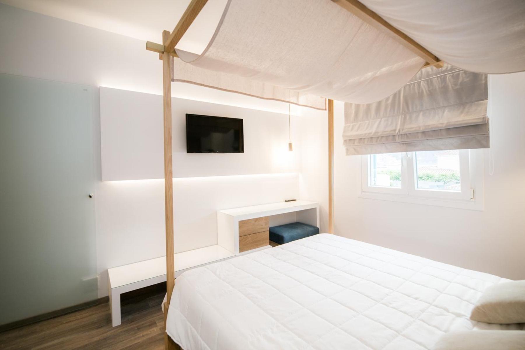 Deluxe, Apartment