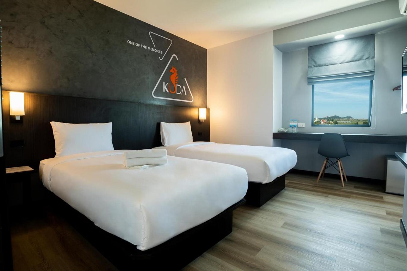 Kuda Asia Hotel Bang Saen 7/19