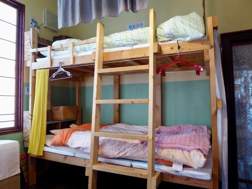 Female Dorm, Female Only, Economy, Shared Bathroom، Otarunai Backpackers' Hostel Morinoki 4/8