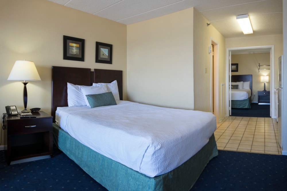 Atlantic OceanFront Inn 23/58