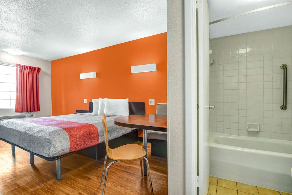 Motel6 Calhoun, GA 23/31