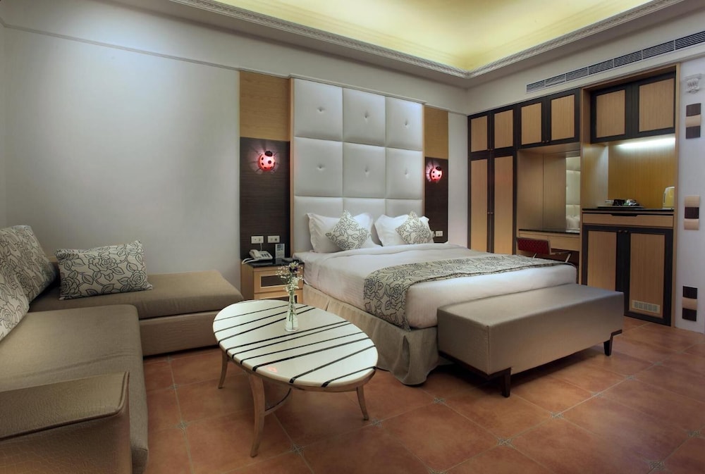 Lan Hai Inn 25/48
