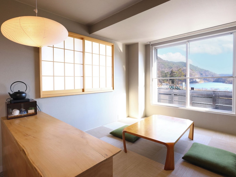 Shoji Mount Hotel 30/49