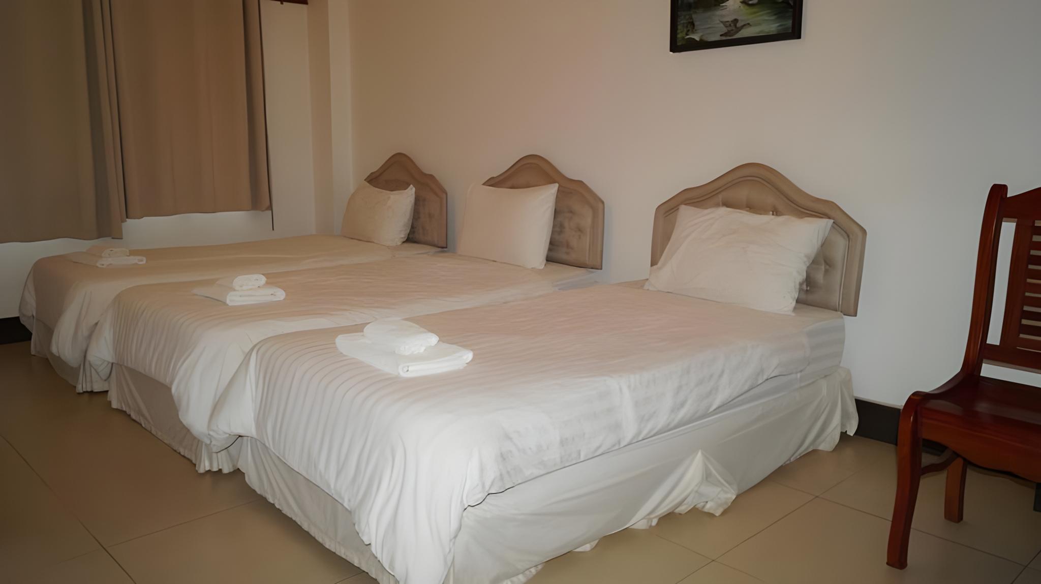 Pakse Mekong Hotel 7/17