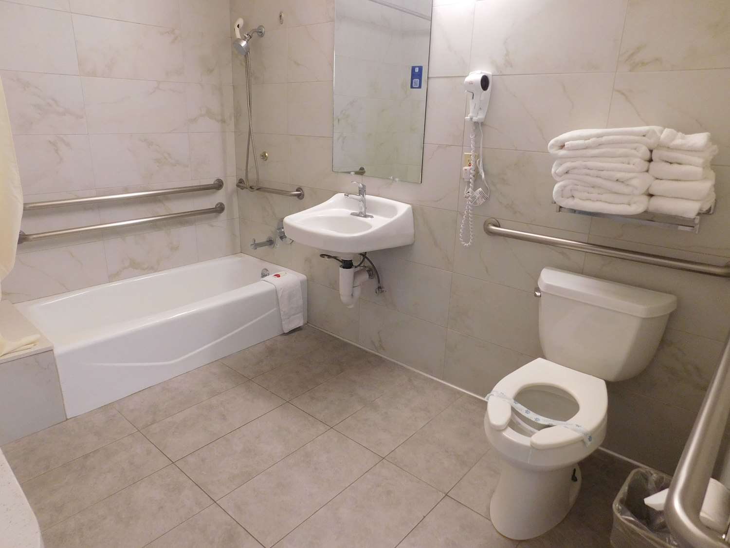 Days Inn by Wyndham Novato/San Francisco 40/50
