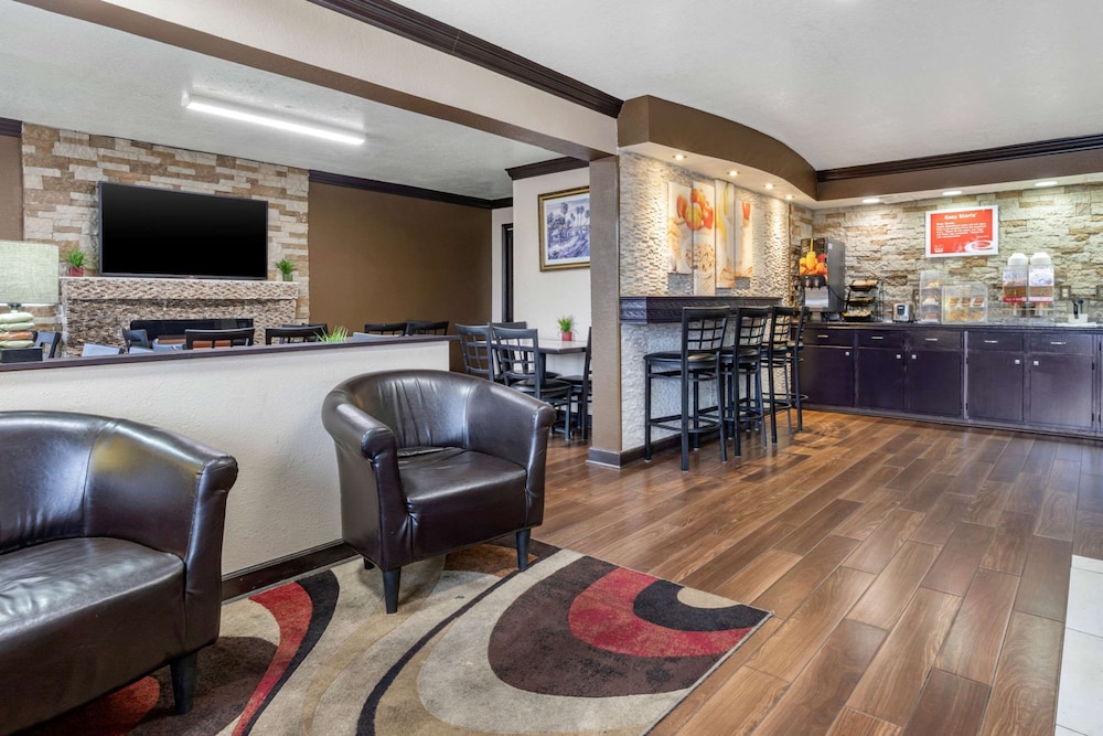 Econo Lodge Rock Hill Northeast 20/23