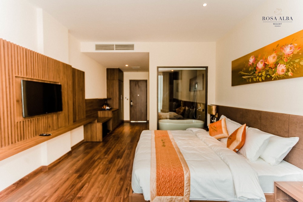 Rosa Alba Resort and Villas Tuy Hoa 11/66