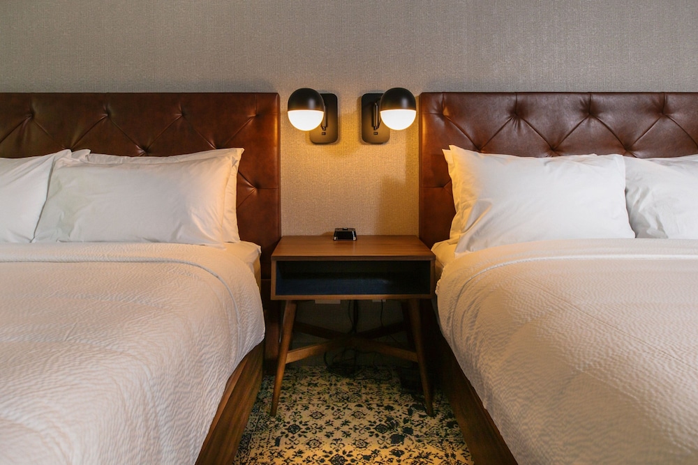 Room, 2 Queen Beds