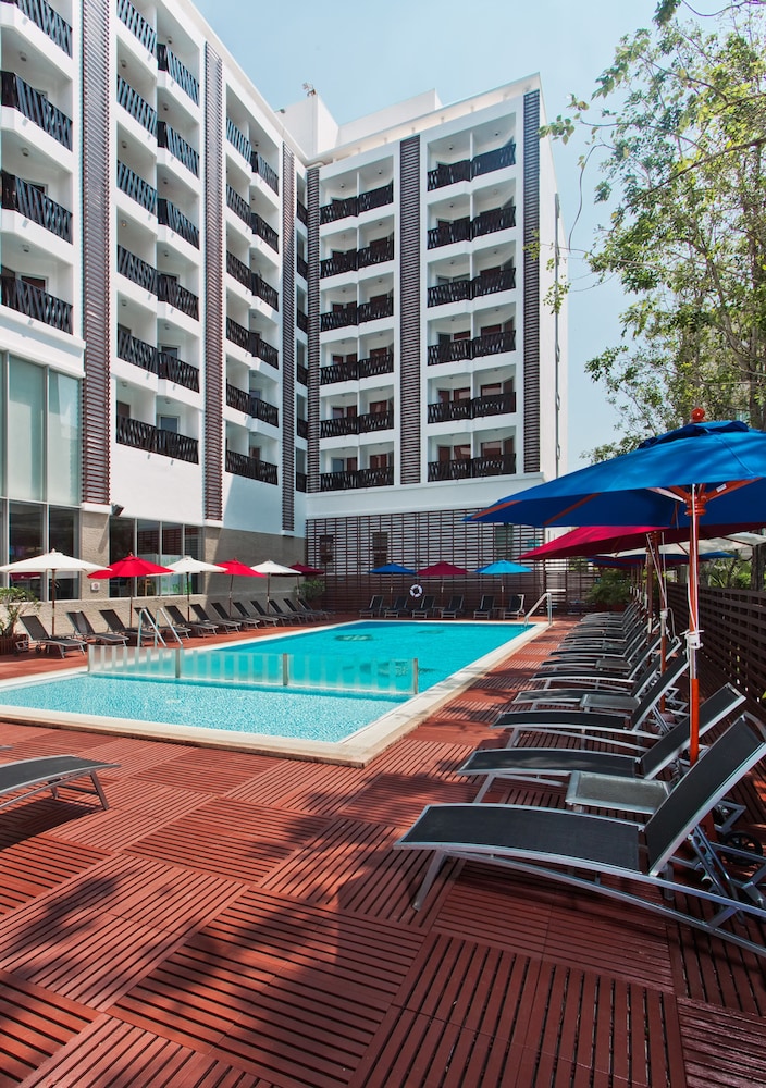 ibis Pattaya 10/65
