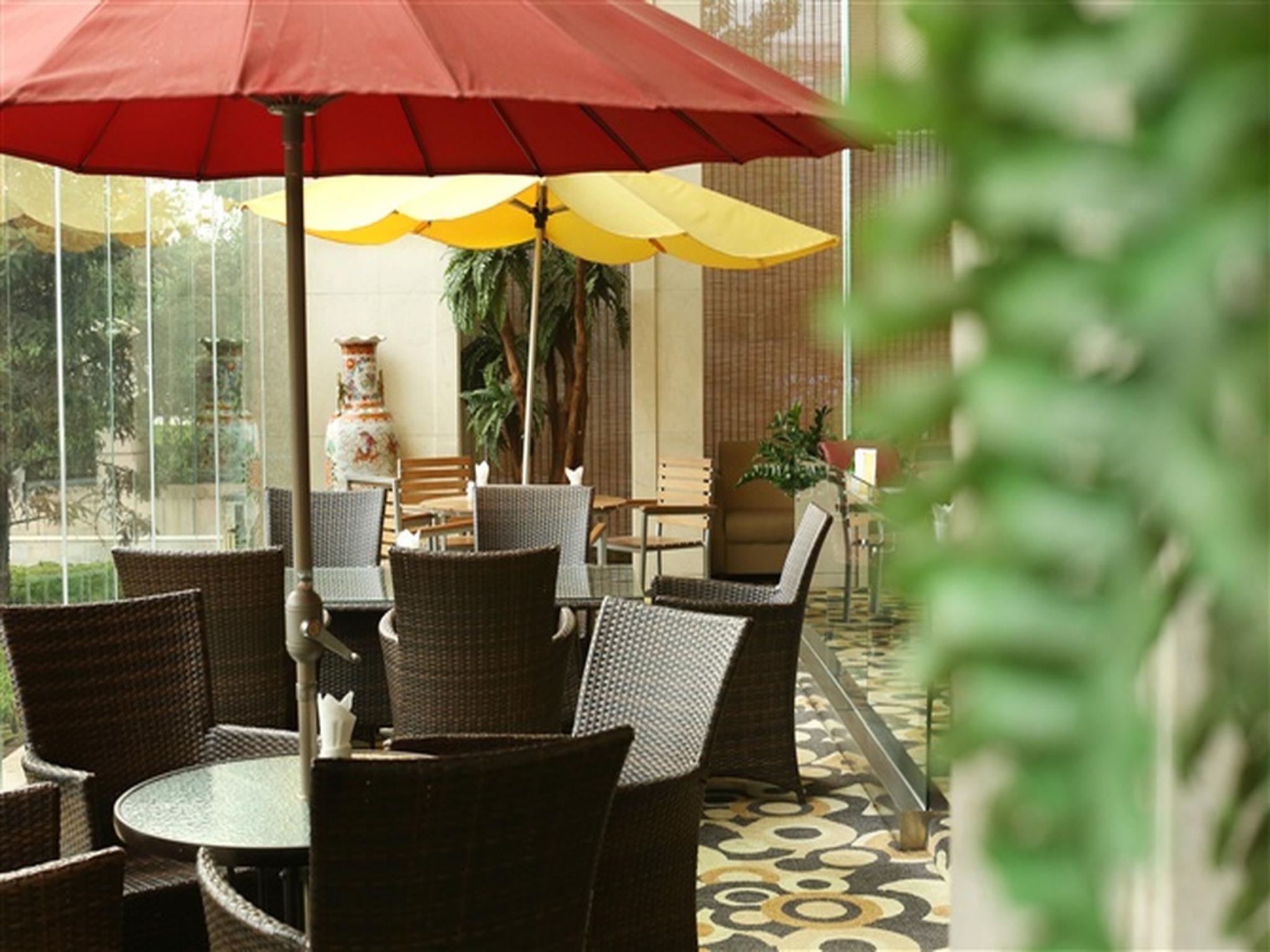 Qingdao Kuaitong International Hotel 31/43