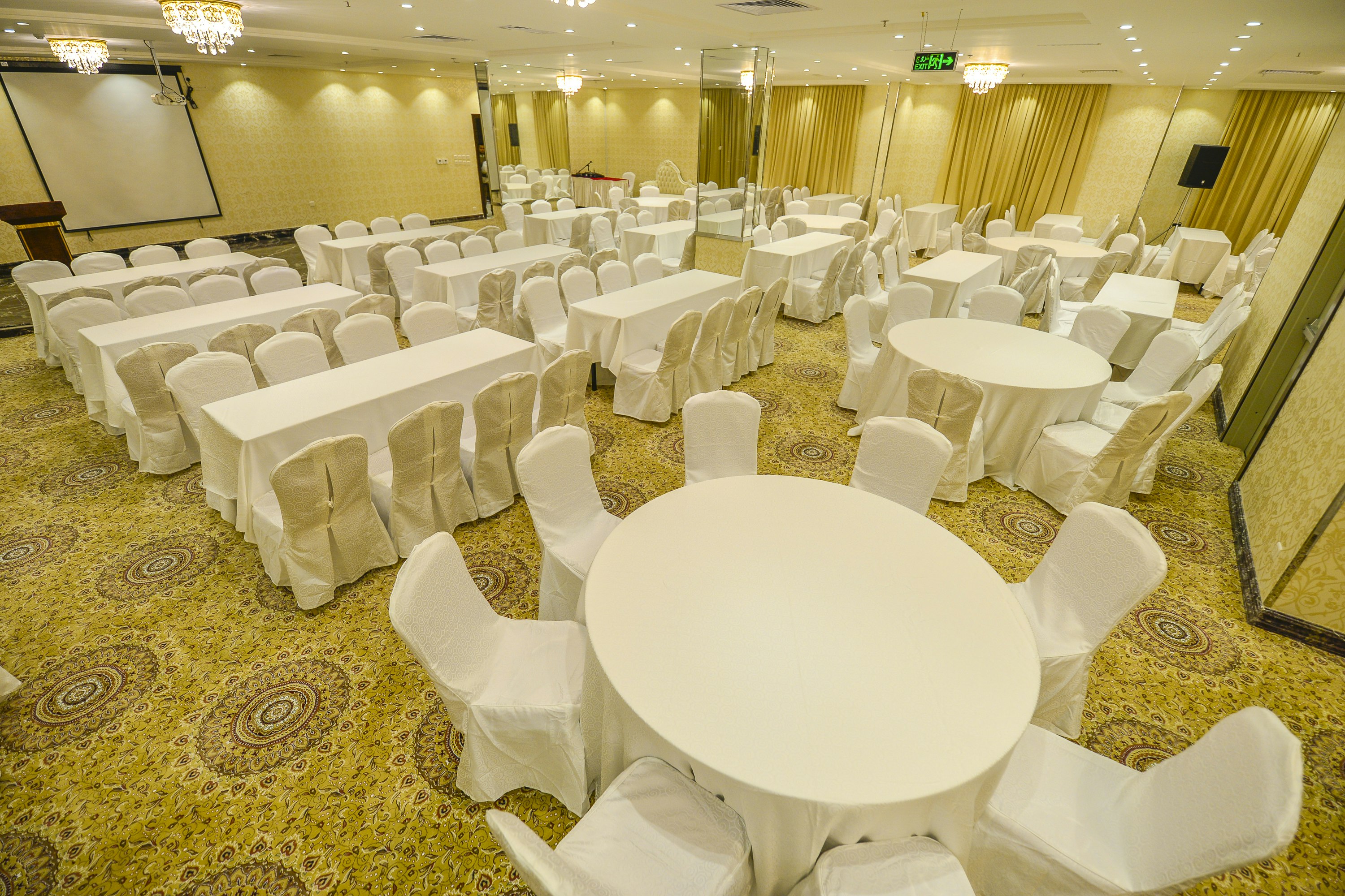 فندق كراون تاون(Crown Town Hotel) 45/46
