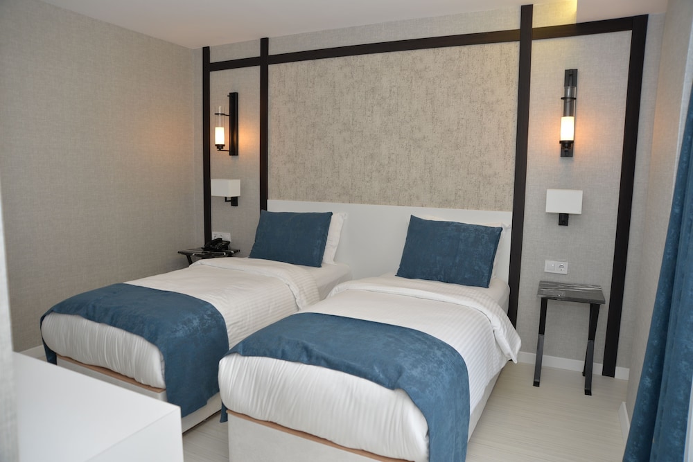 Gardenya Suite Hotel 7/43