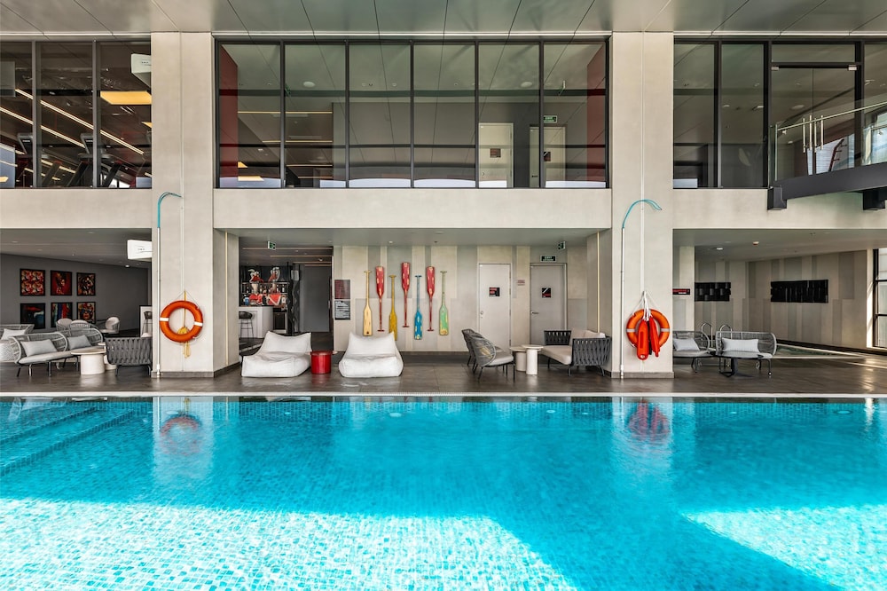 Radisson RED Danang 2/50