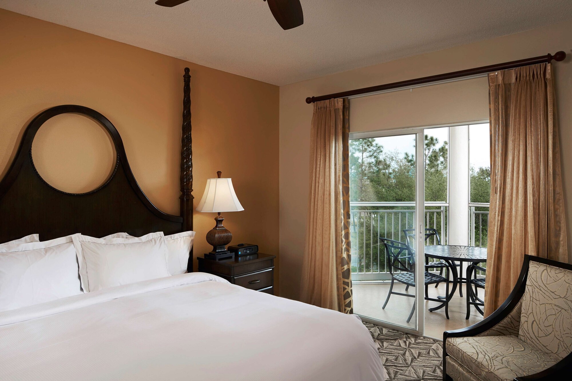 1 BEDROOM, SUITE, KITCHEN, ACCESSIBLE