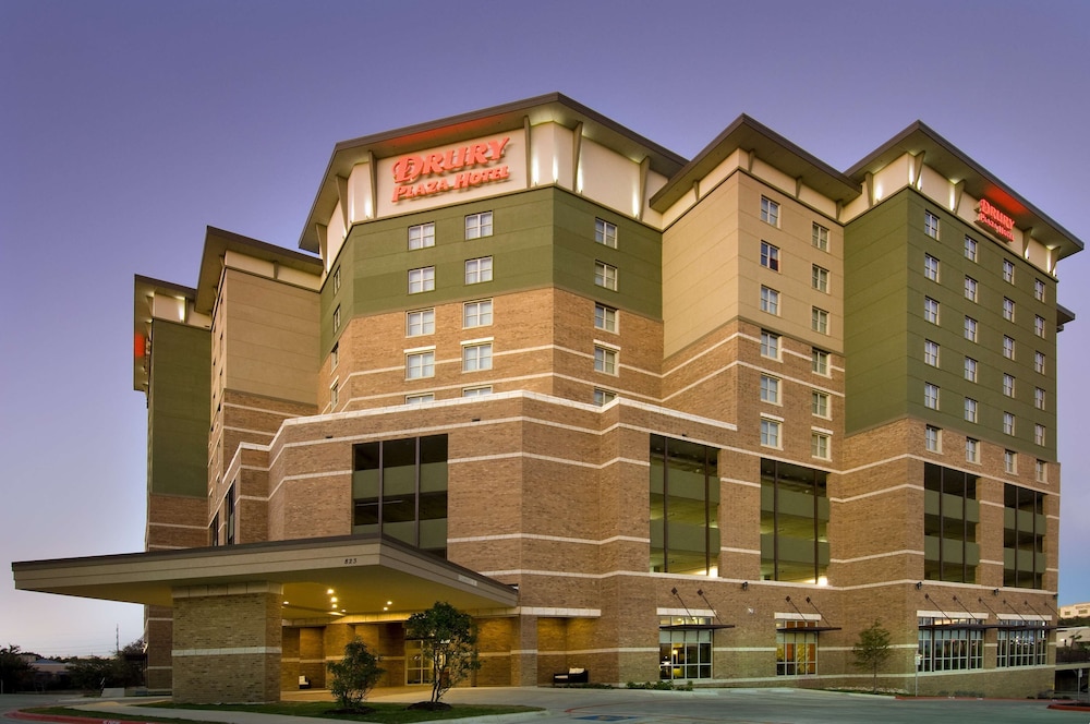 Drury Plaza Hotel San Antonio North 2/49