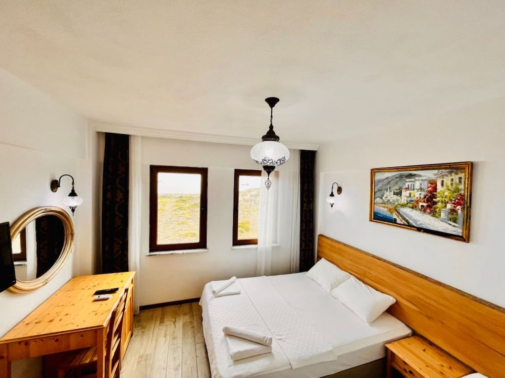 Sukha Inn Otel & Beach 15/50