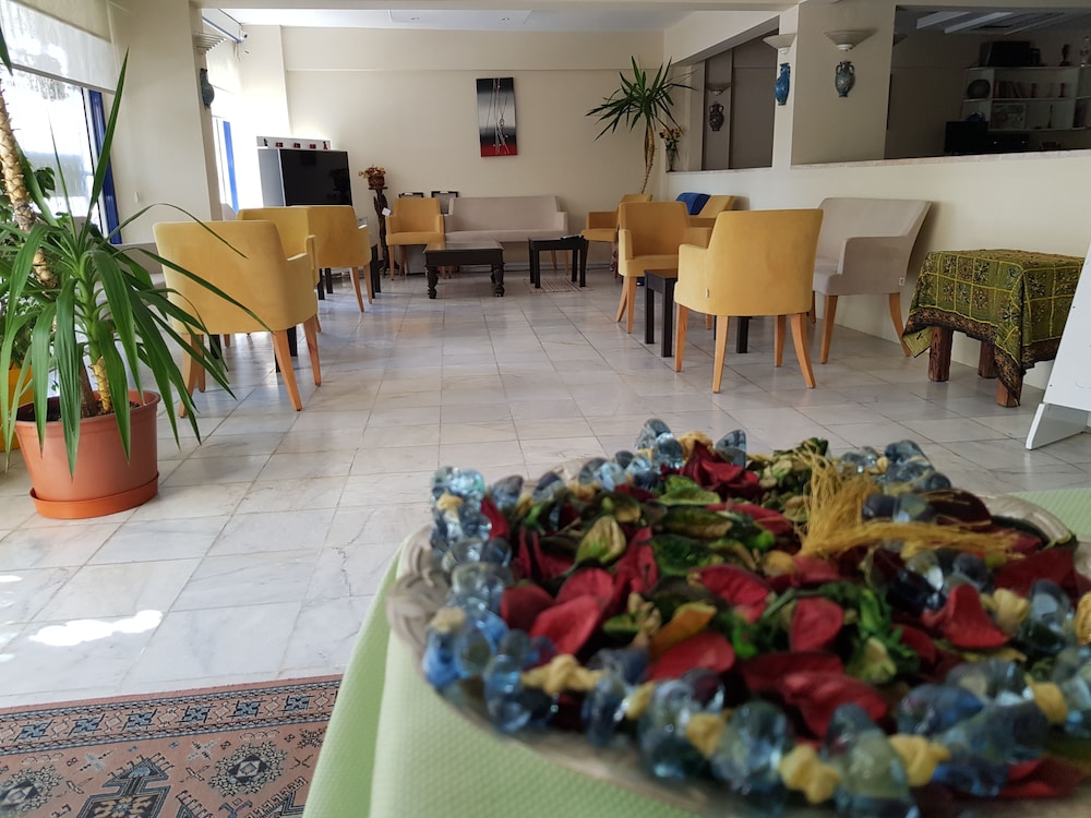 Ozgun Apart Otel Kusadasi 17/29
