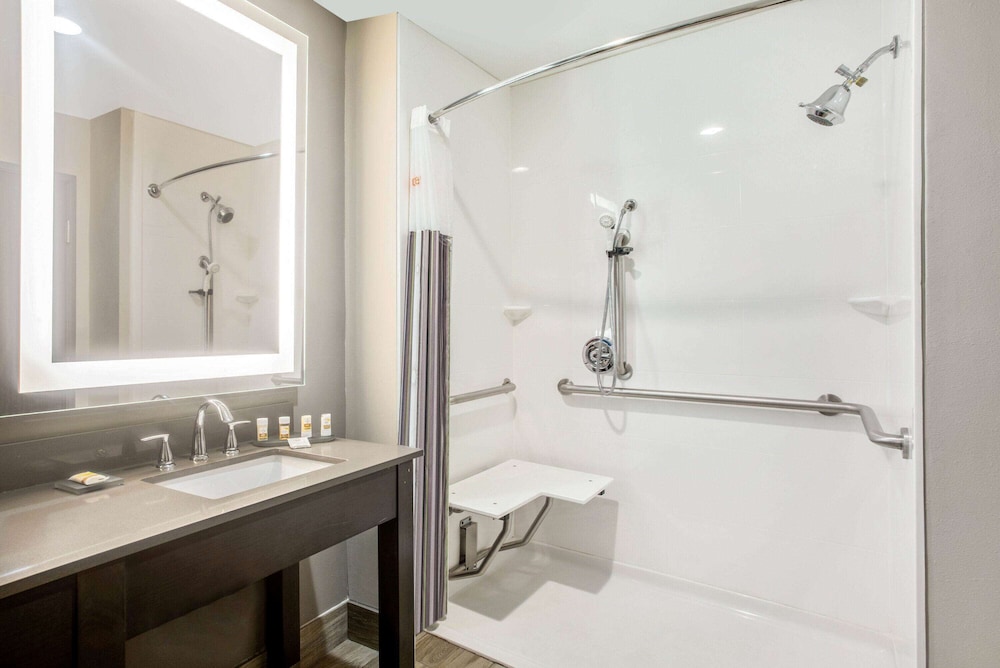 La Quinta Inn & Suites By Wyndham Ponca City 11/45