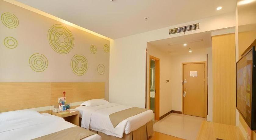 GreenTree Inn Hefei Feidong County High Speed Rail Station Wuyue Plaza Express Hotel 29/50