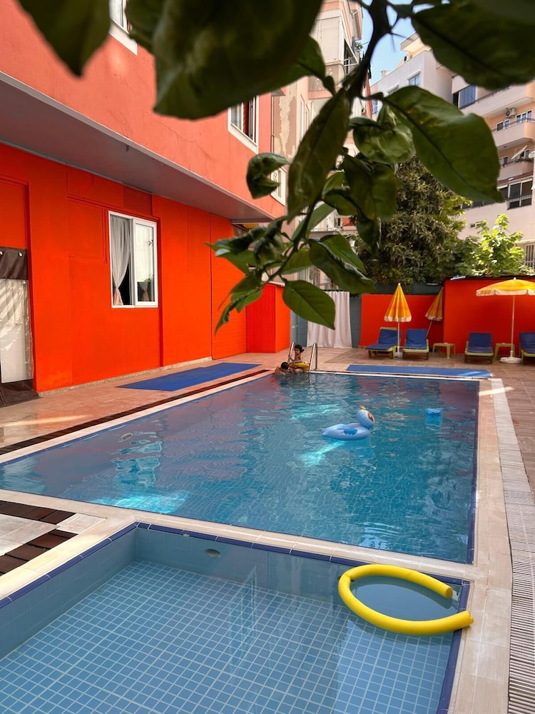 Best Life Apart Hotel 58/63