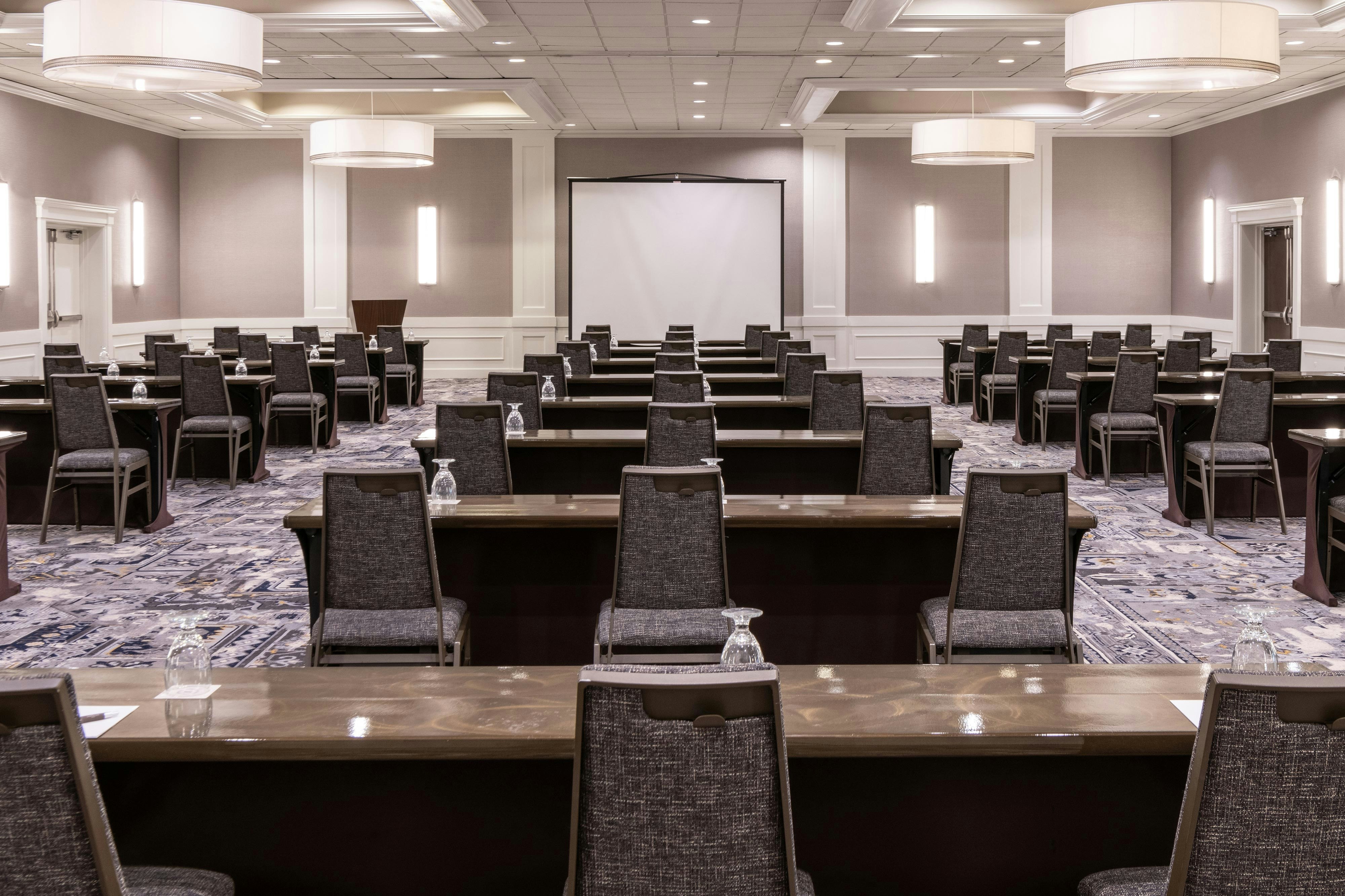 Sheraton Ann Arbor Hotel 48/65