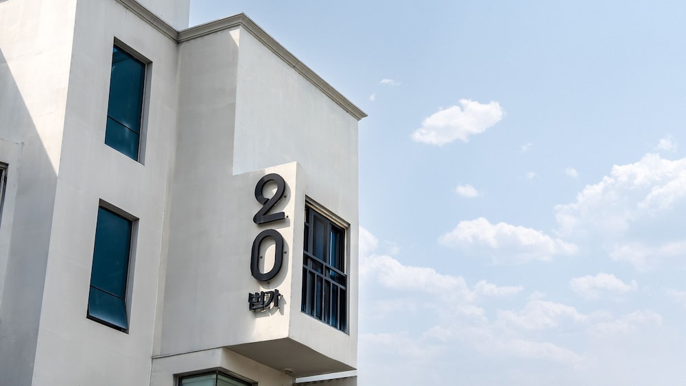 Gyeongju 20Th Street Pension 5/50