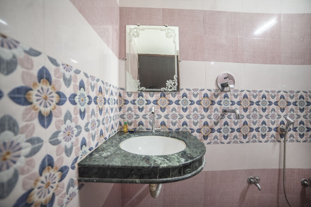 Hotel Yash Residency 35/35