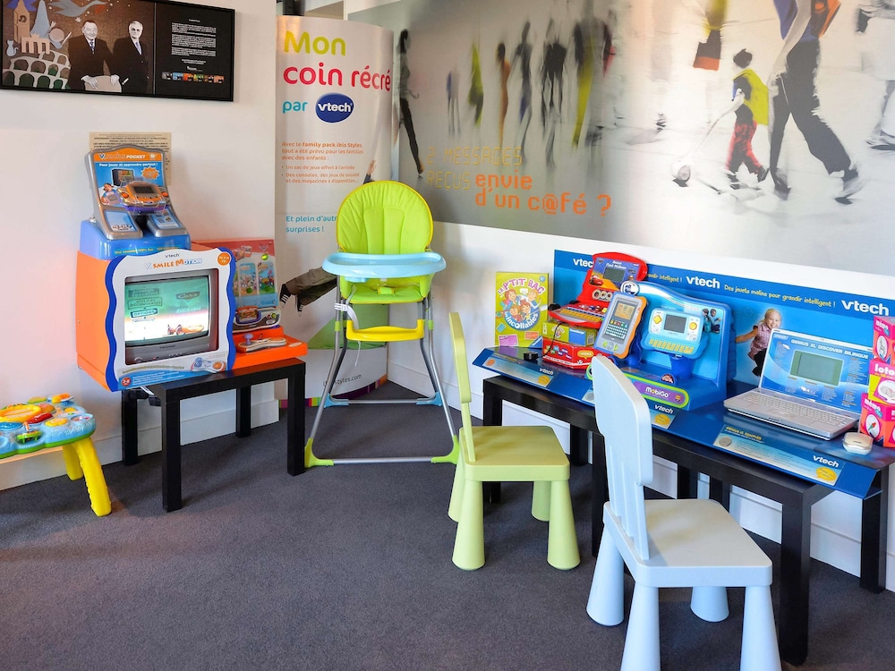 IBIS STYLES VANNES GARE CENTRE 56/61