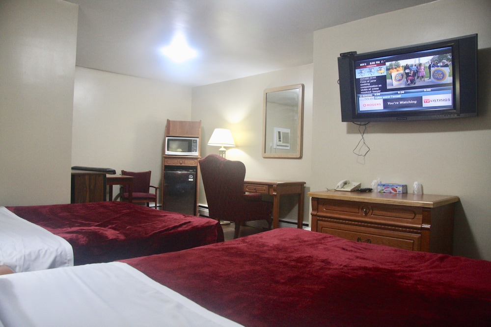 American Plaza Motel 10/31
