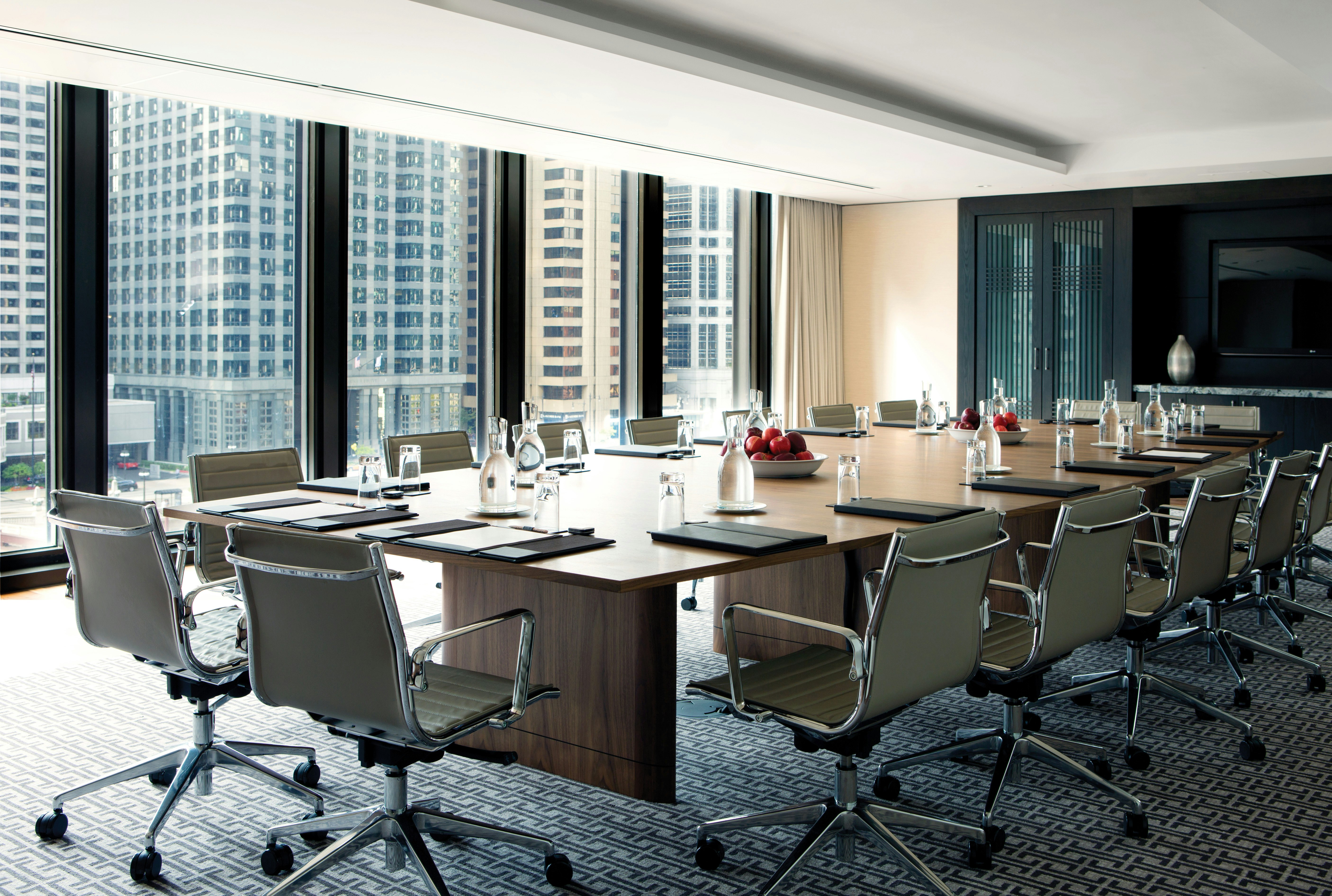 The Langham Chicago 69/82