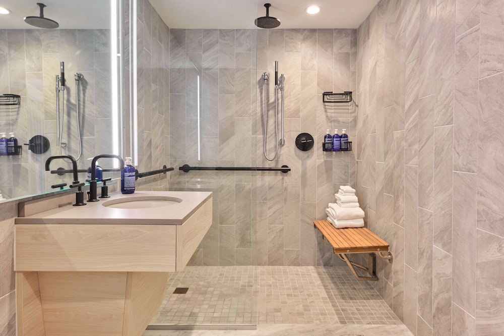 Hotel Greystone - Adults Only 10/26