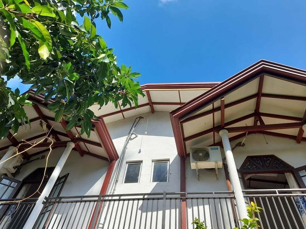 Homestay 24 3/32
