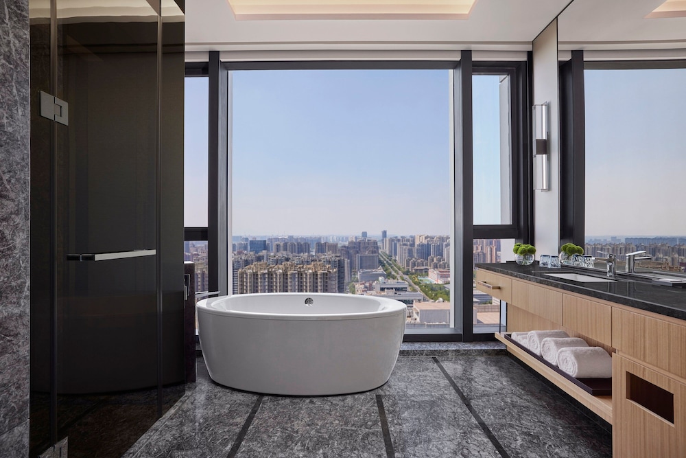 غرفة تنفيذية بسرير كينج، JW Marriott Hotel Xi'an 7/10