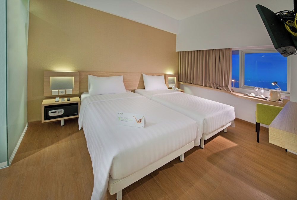 Whiz Prime Hotel Megamas Manado 19/42