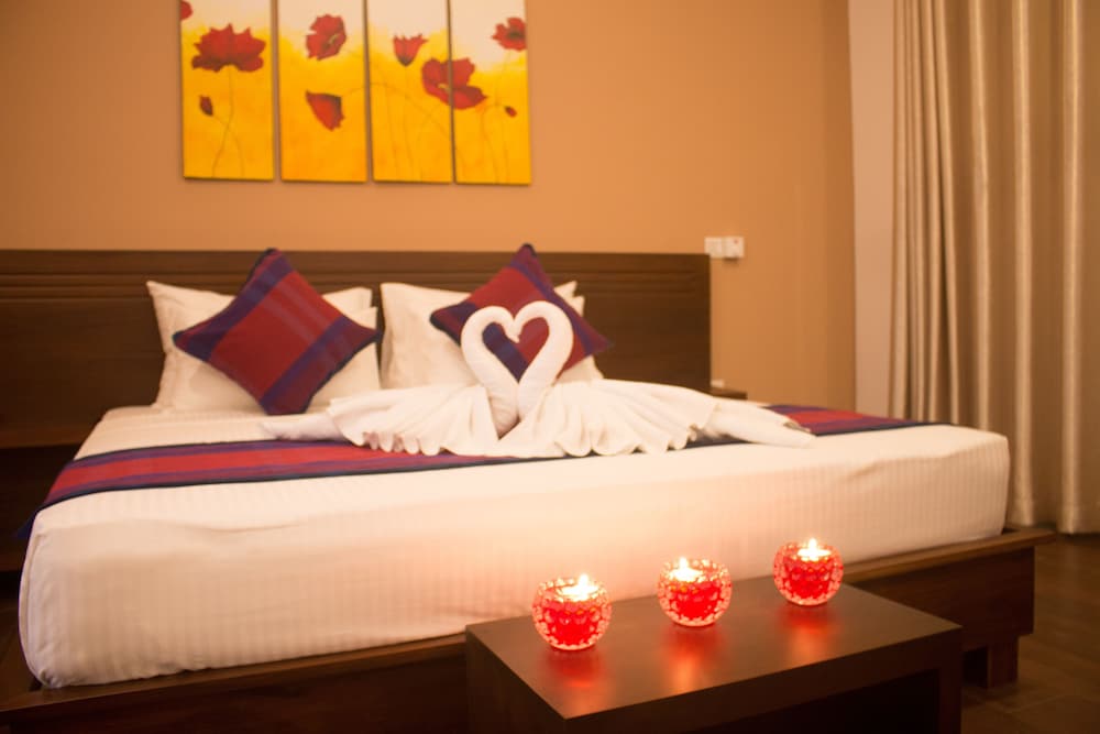 The Suite 262 20/50
