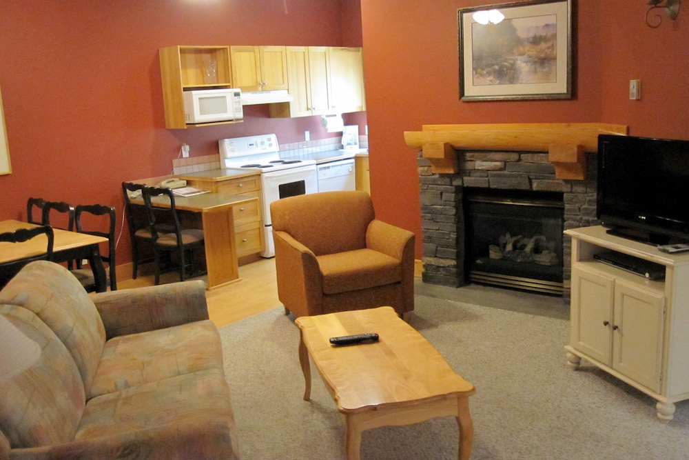 Cornerstone Lodge 34/61
