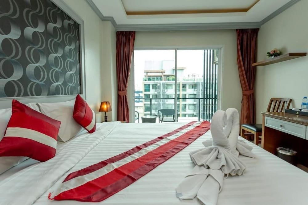 Honey Boutique Hotel 12/31