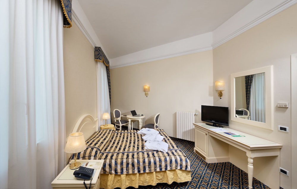 Hotel Terme Roma 41/50
