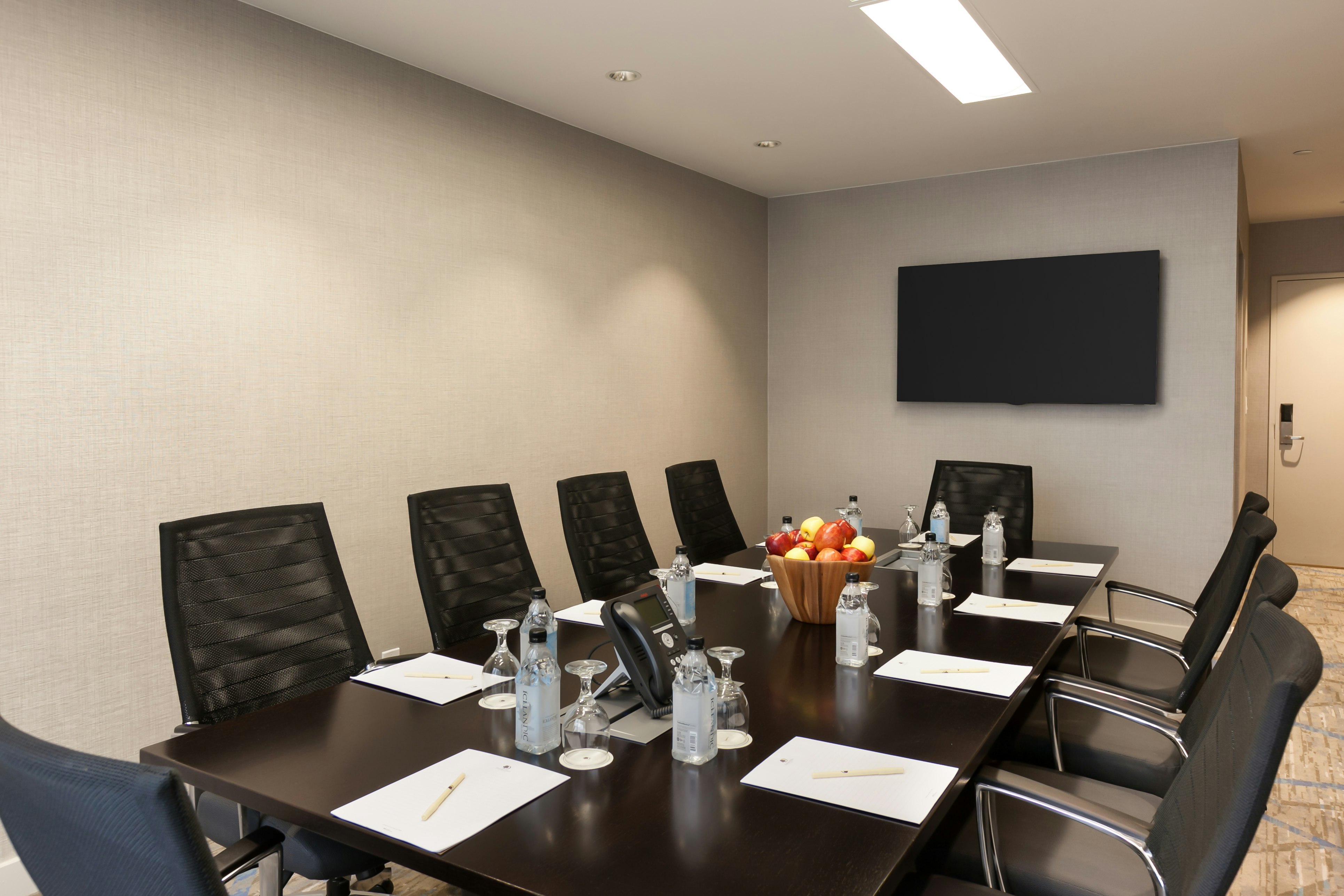 DoubleTree by Hilton Hotel & Suites Houston by the Galleria 14/26