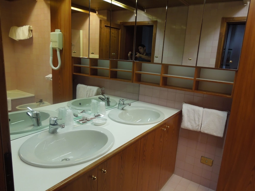 Hotel Mirage 34/34