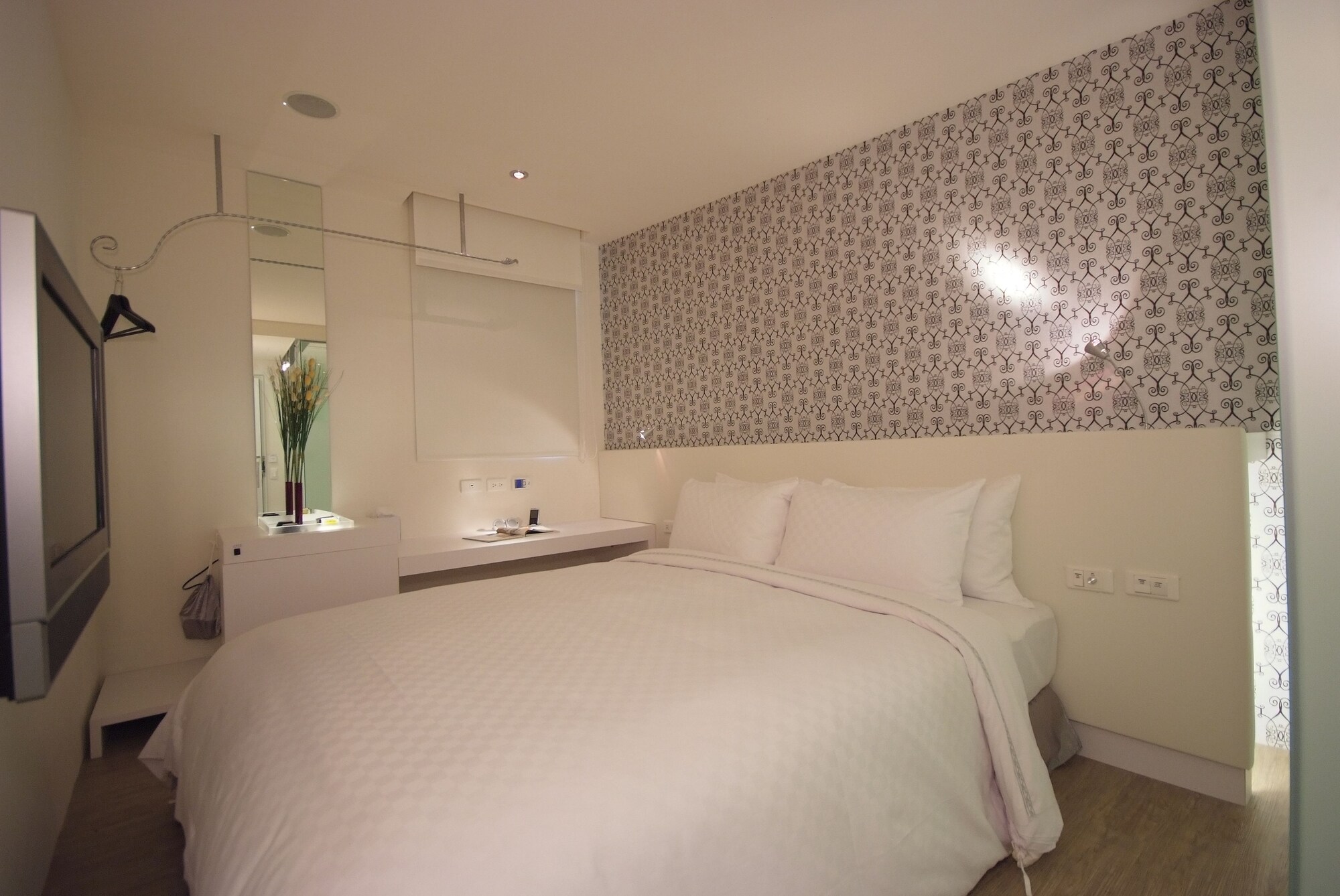 STANDARD, DOUBLE BED